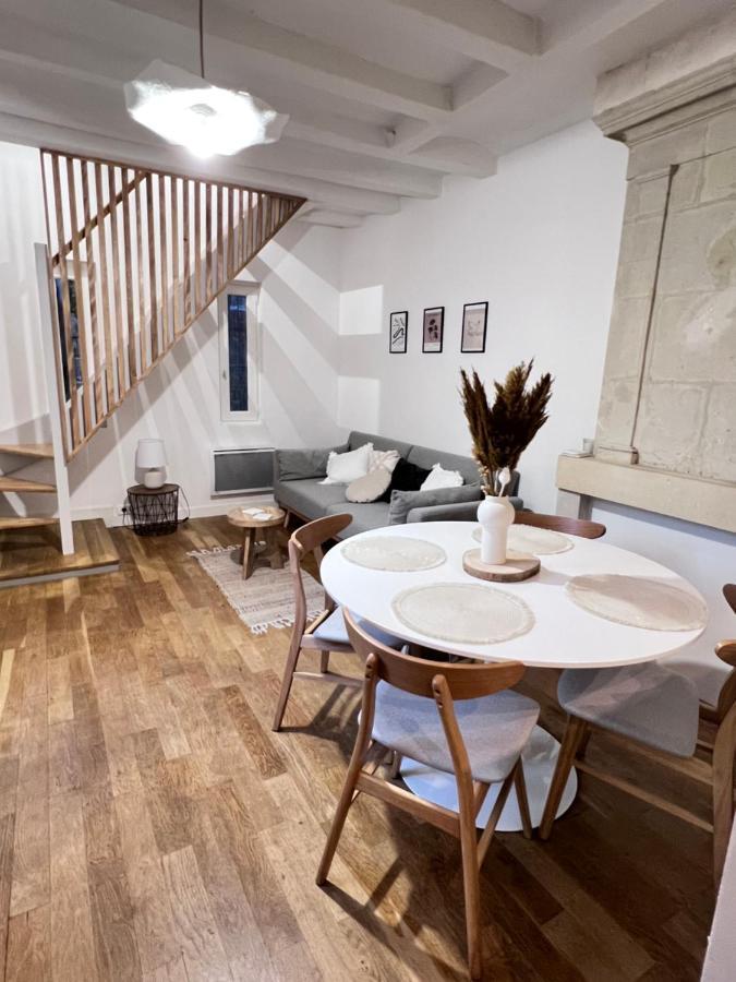 Le Jeanne, Appartement En Duplex Proche Forteresse Et Centre Ville Chinon Zewnętrze zdjęcie